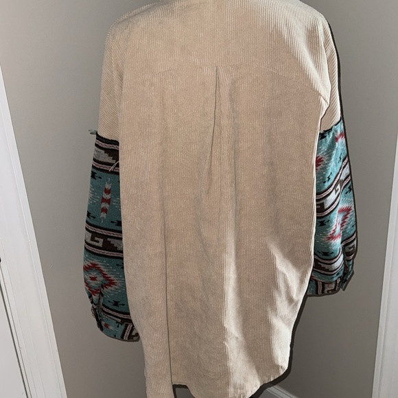 Jacket - Picture 2 of 6